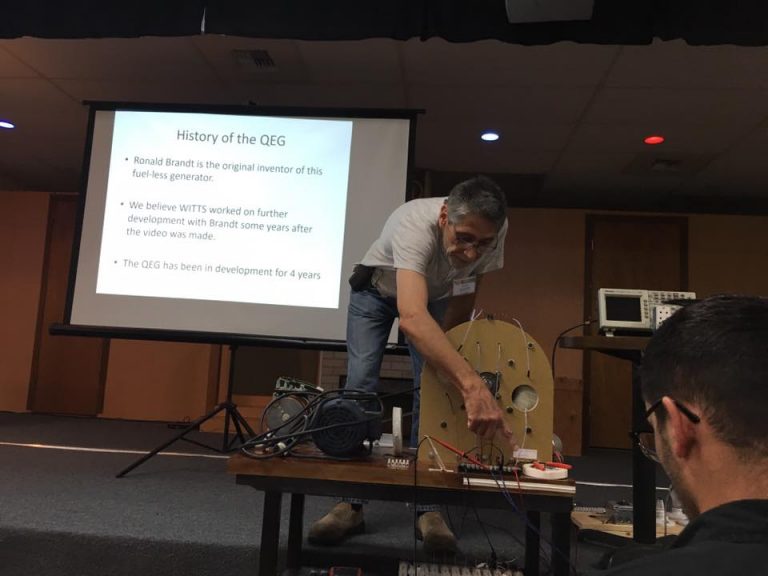 James Robitaille demonstrates QEG at the Energy Science and Technology Conference