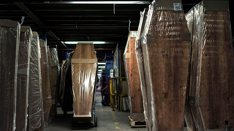 Casket Makers are receiving bulk orders of children’s coffins for the first time ever. Impending Vaccine Deaths?