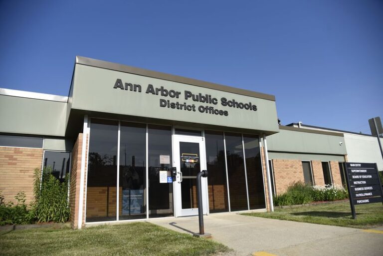 Ann Arbor Public Schools implements mask mandate following winter break