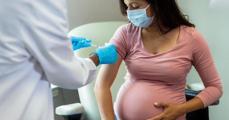 pregnant-covid-vaccine-miscarriage-shots