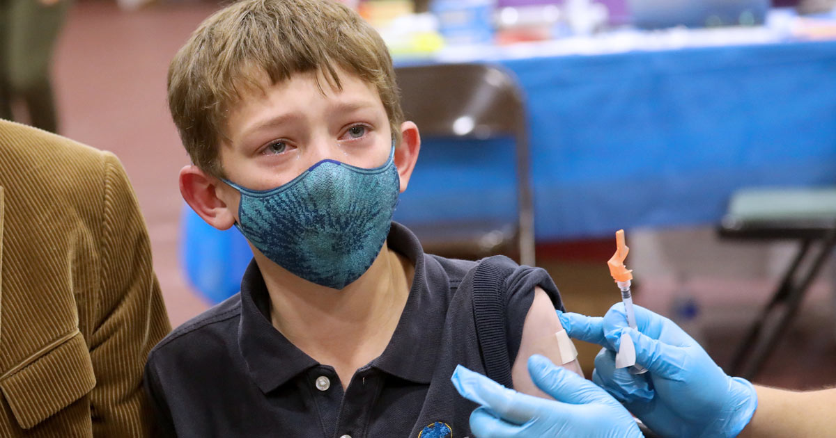 Top Oncologist Sounds Alarm: ‘Vaccines Killed More People Than They Ever Saved’