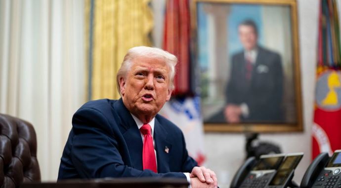 BREAKING: Trump orders all federal agencies to erase employees’ COVID vax records