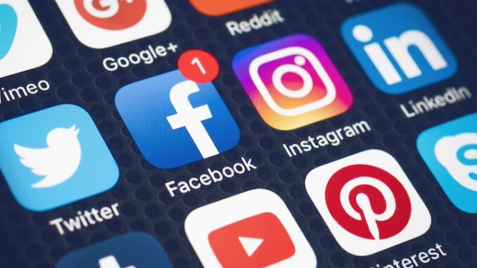 Russia Warns All Messenger Apps Have ‘Backdoors’ for Spy Agencies