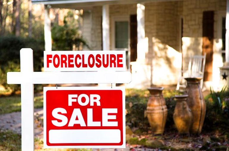 Foreclosures surge 20% as Americans struggle to pay mortgages — and fears of 2008-style crash soar
